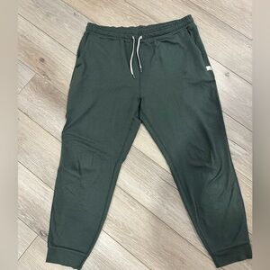 Vuori Women’s Forest Green Drawstring Joggers